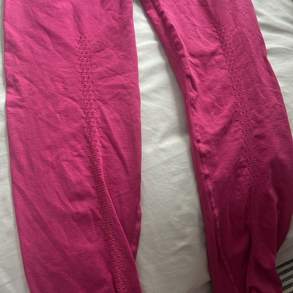 FREE PEOPLE MOVEMENT pink sports leggings size M - Picture 2 of 2